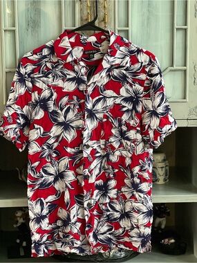 George Red Floral Short Sleeve Button-Down Shirt